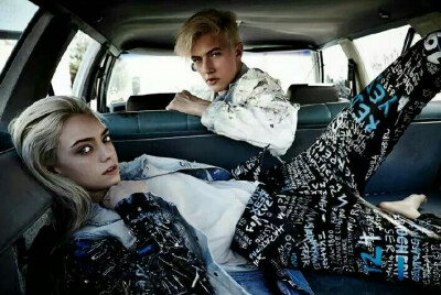 Lucky Blue Smith 与姐姐 Pyper America 一起登上 Ksubi 2015秋冬广告片。