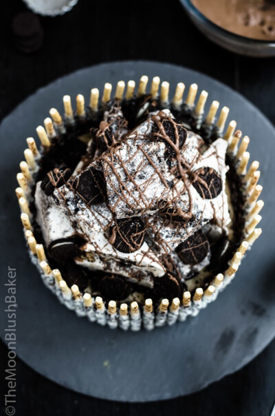 COOKIES AND CREAM INSANITY CAKE