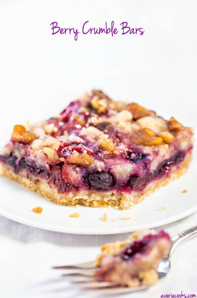 Berry Crumble Bars