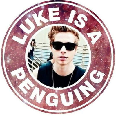 5 Seconds of Summer队长 贝斯手 Luke Hemmings