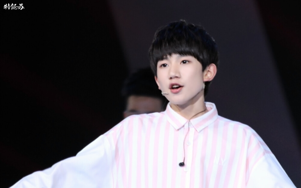 TFBOYS王 源 150413音乐风云榜 【BY特能苏】