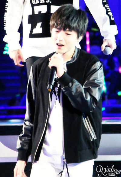 #王俊凯##tfboys王俊凯##tfboys# 141231江苏跨年 crMercury_Rainbow王俊凯个站