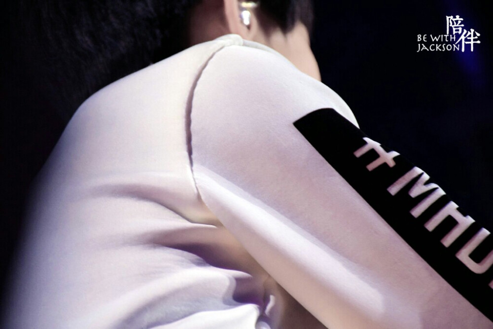 【易烊千玺】肥鹤眼里的风景。