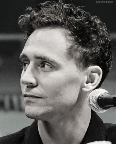 Tom Hiddleston