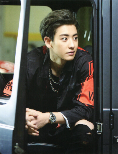 朴灿烈 CHANYEOL