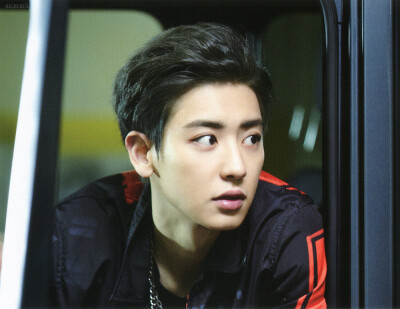 朴灿烈 CHANYEOL