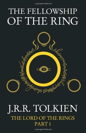 《The Fellowship of the Ring 》The Lord of the Rings, Part 1 作者 J.R.R. Tolkien 魔戒三部曲第一本，更新这个专辑好难啊，就现在这个速度，很久才能更新一本。这套书其实很久就想看了，但是拖了很久很久。最近在万能的某宝上淘了一套，可是就是好厚阿，就这第一本，就花了我整整三周的时间。其实，整体词汇词汇句子什么的并没有特别难，可是，里面有大量的地理风景还有诗歌奇奇怪怪的文字，名字之类的，这些都好难啊。要不是有有声读物，估计读完有难度阿。不过整体还是有很多乐趣的，HOBBIT什么的很可爱，还有那梦幻的精灵~~我会继续努力的将一整套读完