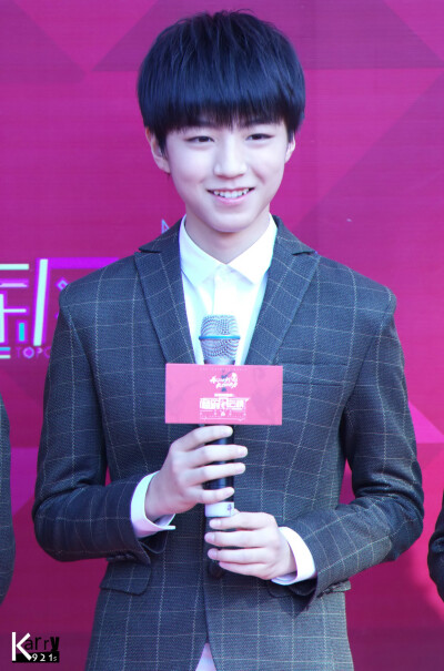 TFBOYS王俊凯 2015.04.13 第15届音乐风云榜年度盛典红毯现场。