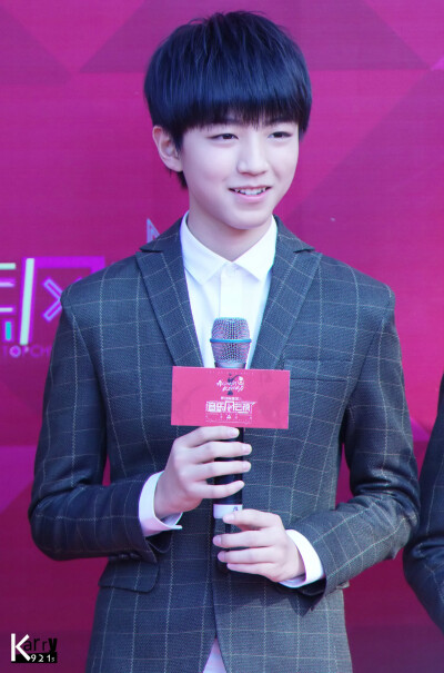 TFBOYS王俊凯 2015.04.13 第15届音乐风云榜年度盛典红毯现场。