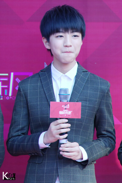 TFBOYS王俊凯 2015.04.13 第15届音乐风云榜年度盛典红毯现场。