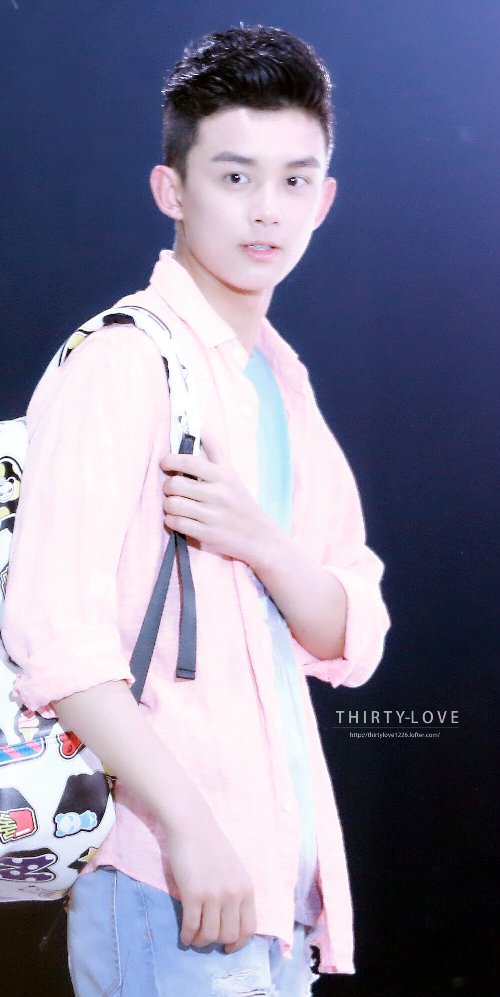 150506《旋风少女》片场，出处见logo，禁二改抹logo商用。