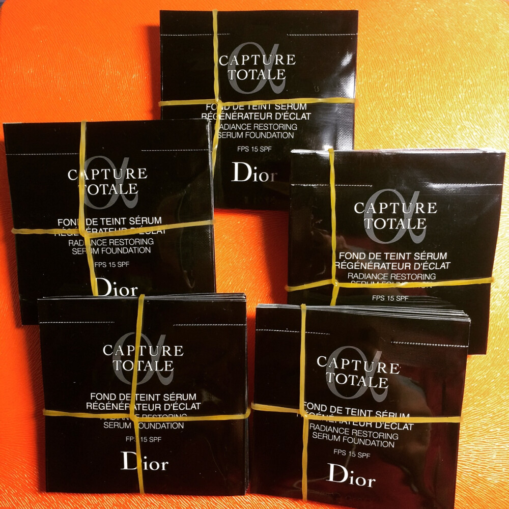 Dior 粉底液