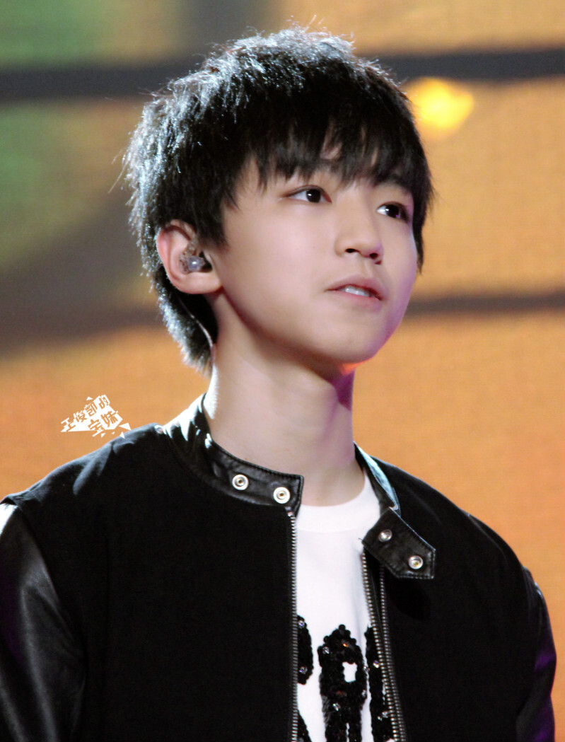 #王俊凯# #TFBOYS王俊凯# #TFBOYS# 141231江苏跨年 cr 王俊凯的宝妹 