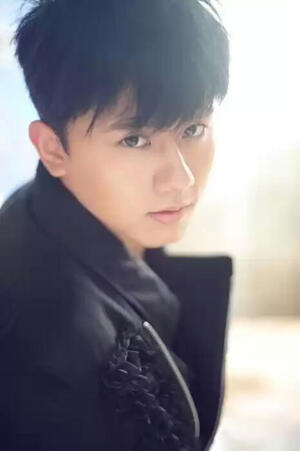 爱，他的微笑！