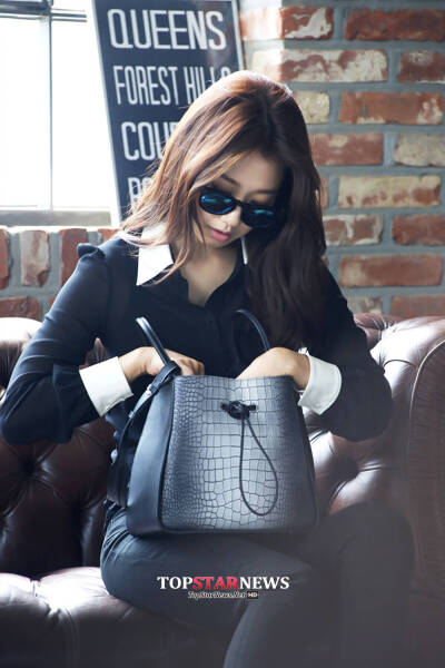 Bruno Magli 拍摄图#朴信惠女神#So cool you are~