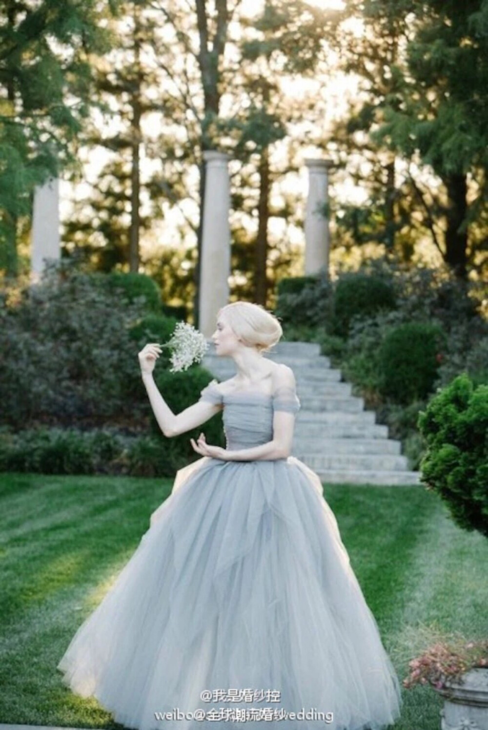 为了穿上这么美的婚纱，嫁了吧