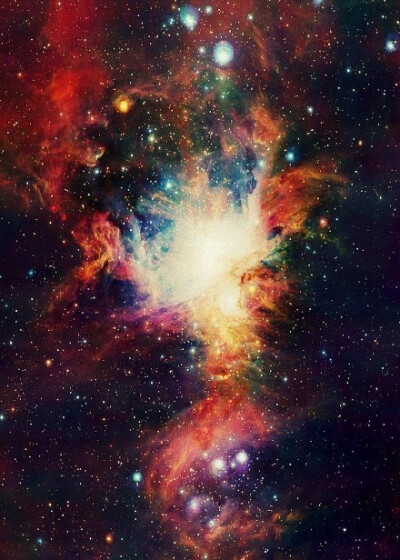 浩瀚宇宙里的绚烂烟火。哈勃太空望远镜拍摄的星云。