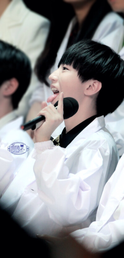 tfboys 王俊凯 甜～