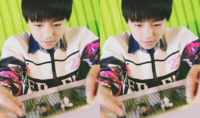 #王俊凯# #TFBOYS王俊凯# #TFBOYS# 饭修图 cr SevenFive_