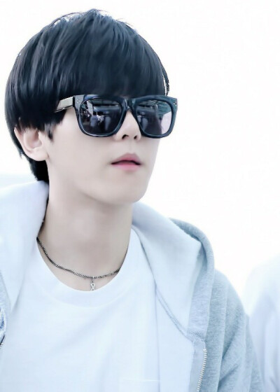 #EXO# 边伯贤# 美图# 手机壁纸#