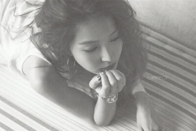 BoA 2015 韩八辑专辑内页扫图Carrie #BoA##Kiss My Lips#