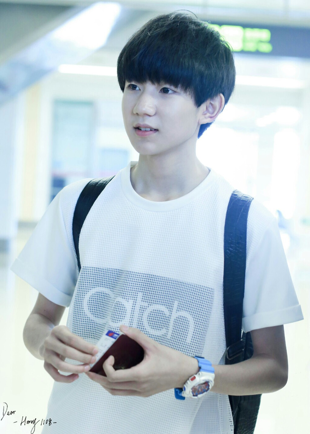 分享一个好看的白衣少年^^ TFBOYS 王源 cr:-Honey1108-