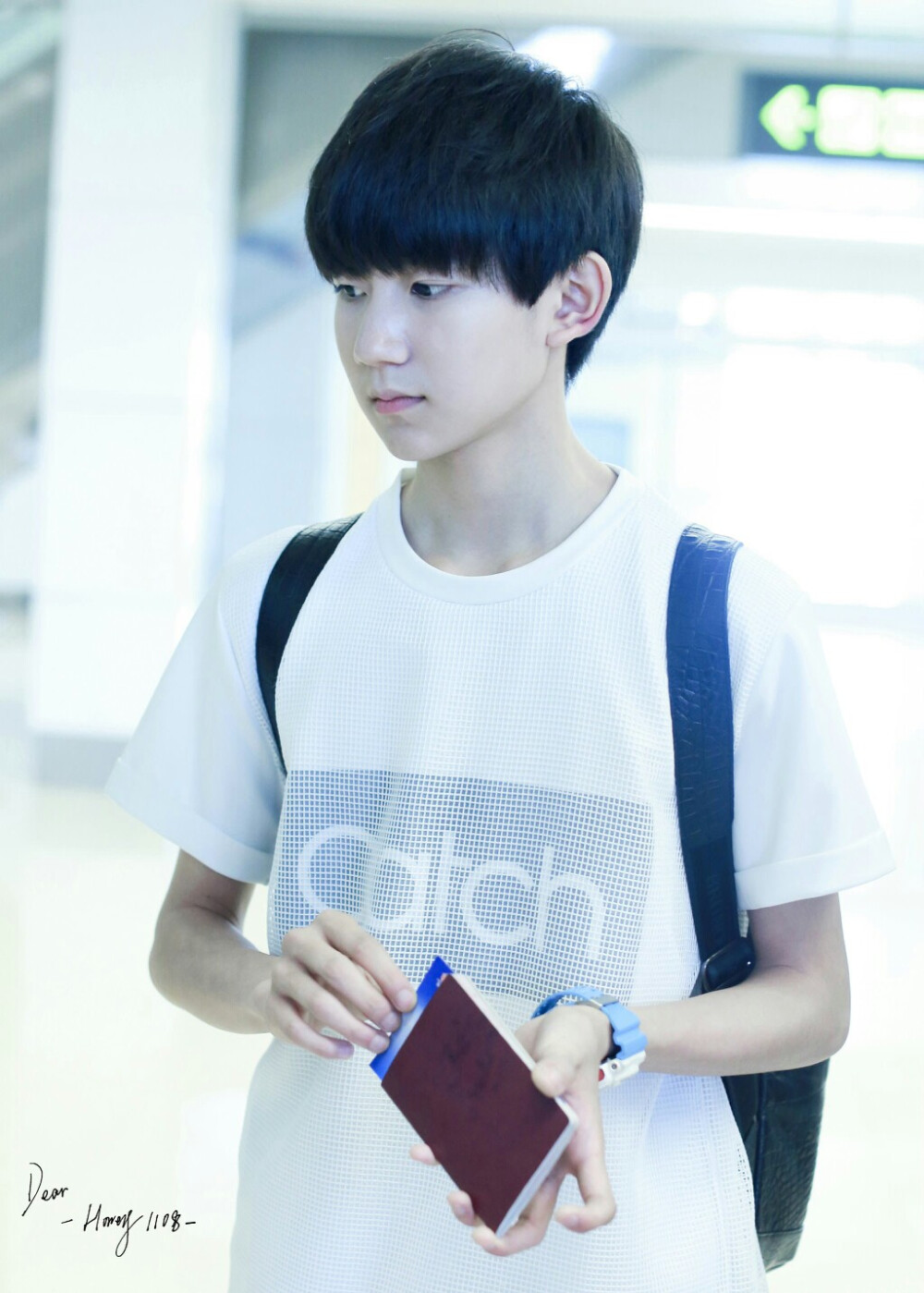 分享一个好看的白衣少年^^ TFBOYS 王源 cr:-Honey1108-