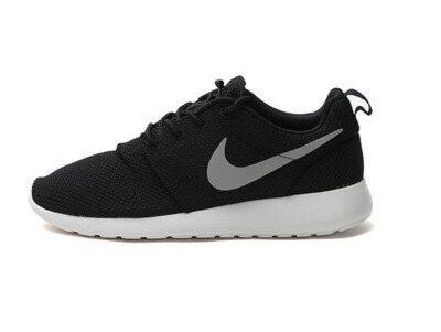 妈妈挑的Nike Roshe one