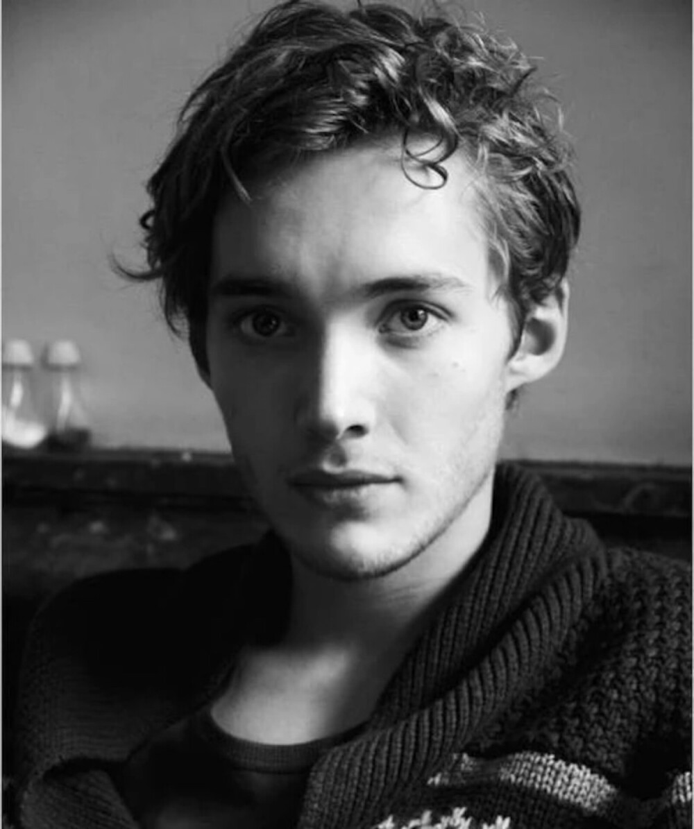 #Toby regbo#