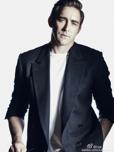 Lee Pace 李佩斯 你以为这是个高仿，不，这就是大佩佩。#今个儿真高兴#