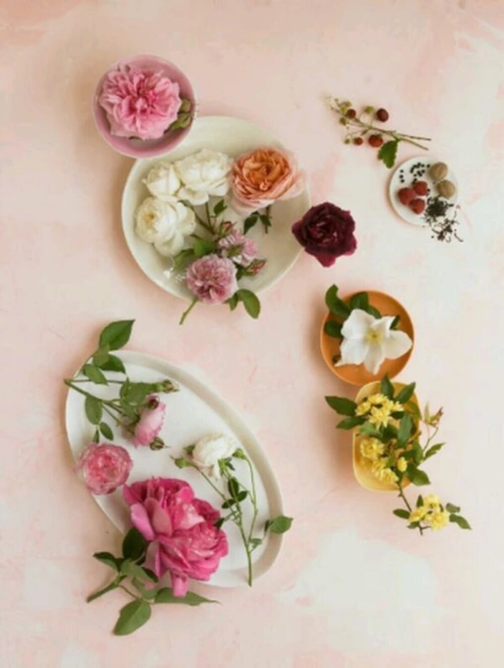 石雨婷终于和渣男分手了，早就劝她分了，就是她看不开，心疼，也是虐，这男的真是太过了，有钱了不起啊这么对我的Eva，还好没结婚，这次她的状态和我那时候有点像，没有哭没有心痛，似乎没什么感觉了，一个女人对一个男人彻底心死就是这种感觉吧，不关心也不会痛了，所以亲爱的哥哥，别让我再经历这种感觉了，希望我不再被辜负，也希望eva早日找到幸福