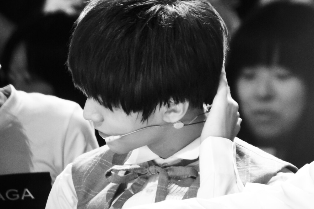 #王俊凯# #TFBOYS王俊凯# #TFBOYS# 140828 年代秀 cr ROY忆寒