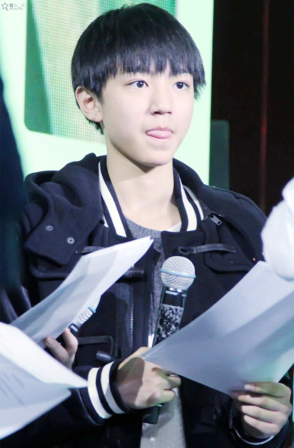 #王俊凯# #TFBOYS王俊凯# #TFBOYS#150210央视网络春晚彩排 cr 哲_te