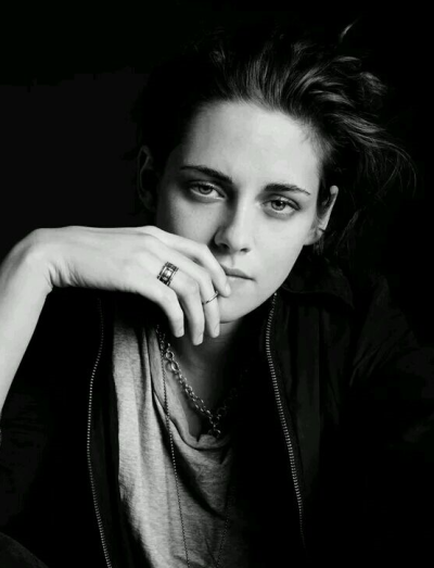 帅爆的kristen stewart…