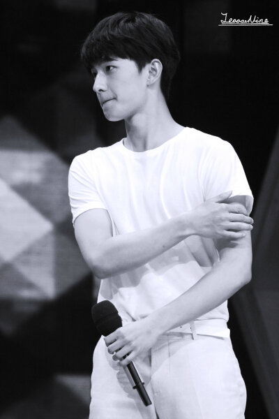 杨洋 150508快乐大本营 crlogo