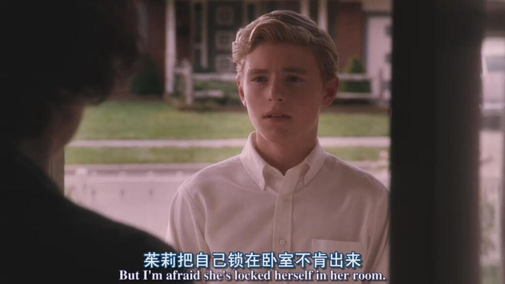 卡兰·麦克奥利菲（Callan McAuliffe），1995年1月24日出生于澳大利亚悉尼，演员。15岁处女作〔怦然心动〕哎呦我去，各种360°无死角，看的我鼻血横流春心荡漾，各种耍流氓~\(≧▽≦)/~原来心中童年里那个那个少年是真的存在的。