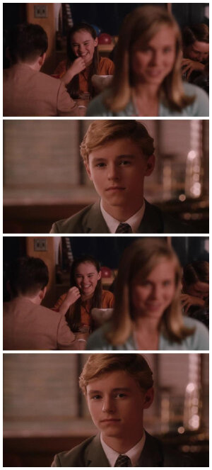 卡兰·麦克奥利菲（Callan McAuliffe），1995年1月24日出生于澳大利亚悉尼，演员。15岁处女作〔怦然心动〕哎呦我去，各种360°无死角，看的我鼻血横流春心荡漾，各种耍流氓~\(≧▽≦)/~原来心中童年里那个那个少年是真的存在的。