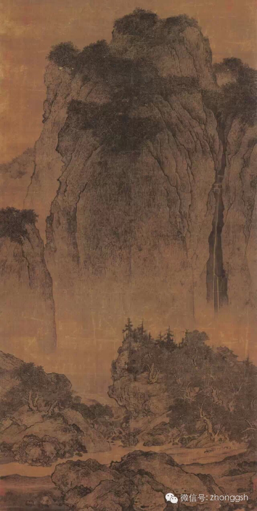 【名称】宋 范宽 溪山行旅图 绢本，浅设色画，纵：206.3厘米，横：103.3厘米。故宫旧藏，现藏台北故宫博物院。范宽（活动于十世纪），擅长山水画，此图是传世唯一的名迹。巍峨的高山顶立，矗立在画面正中，占有三分之一的画面，顶天立地，壁立千仞，予人以鲜明的印象。山头灌木丛生，结成密林，状若覃菌，两侧有扈从似的高山簇拥着。树林中有楼观微露，小丘与岩石间一群驮队正匆匆赶路，在静谧的山野中仿佛使人听到水声和驴踢声。细如弦丝的瀑布一泻千尺，溪声在山谷间回荡，景物的描写极为雄壮逼真。全幅山石以密如雨点的墨痕和锯齿般的岩石皴纹，刻画出山石浑厚苍劲之感。画幅右角树阴有“范宽”二字款。