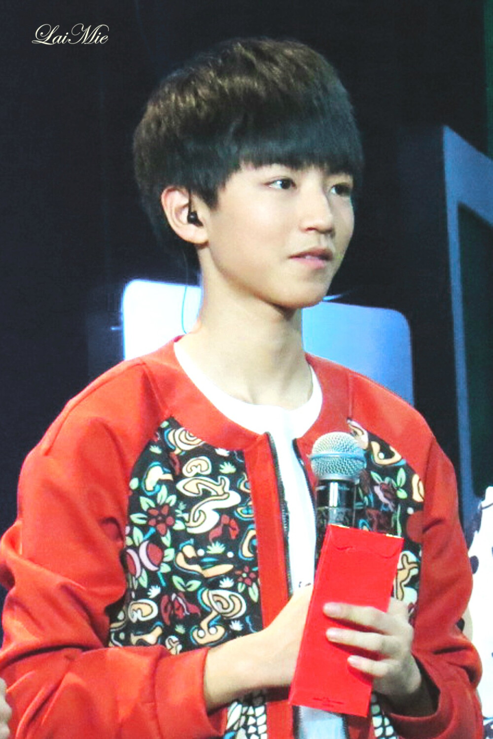 #王俊凯# #TFBOYS王俊凯# #TFBOYS:150211 央视网络春晚 cr：_赖咩er