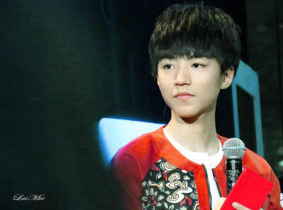 #王俊凯# #TFBOYS王俊凯# #TFBOYS:150211 央视网络春晚 cr：_赖咩er