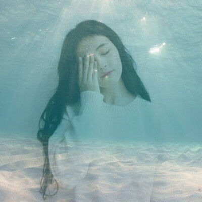 【女生头像 小清新♀】用心与生命的慷慨与繁华相爱，即使岁月以刻薄与荒芜相欺~zZ