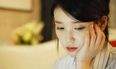 IU 李智恩 韩剧制作人