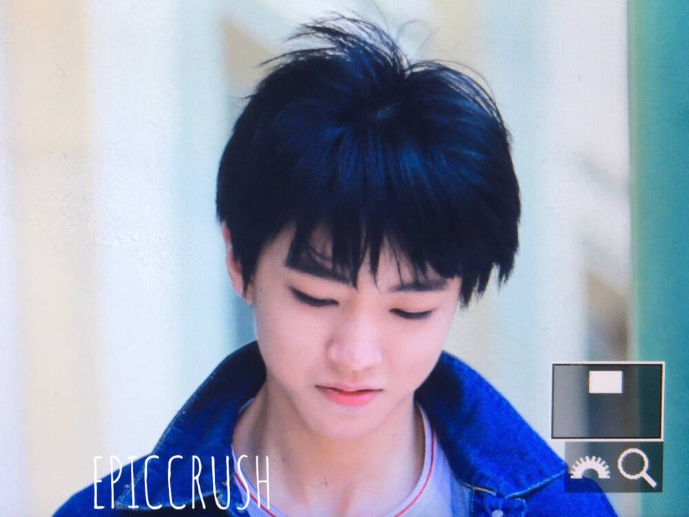 #王俊凯# #TFBOYS王俊凯# 像雨像雾又像风 cr logo