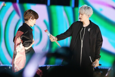 EXO 边伯贤 Baekhyun 朴灿烈 Chanyeol #灿白