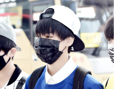 #王俊凯# #TFBOYS王俊凯# #TFBOYS#饭修 cr：最近RP很差的冰冰酱