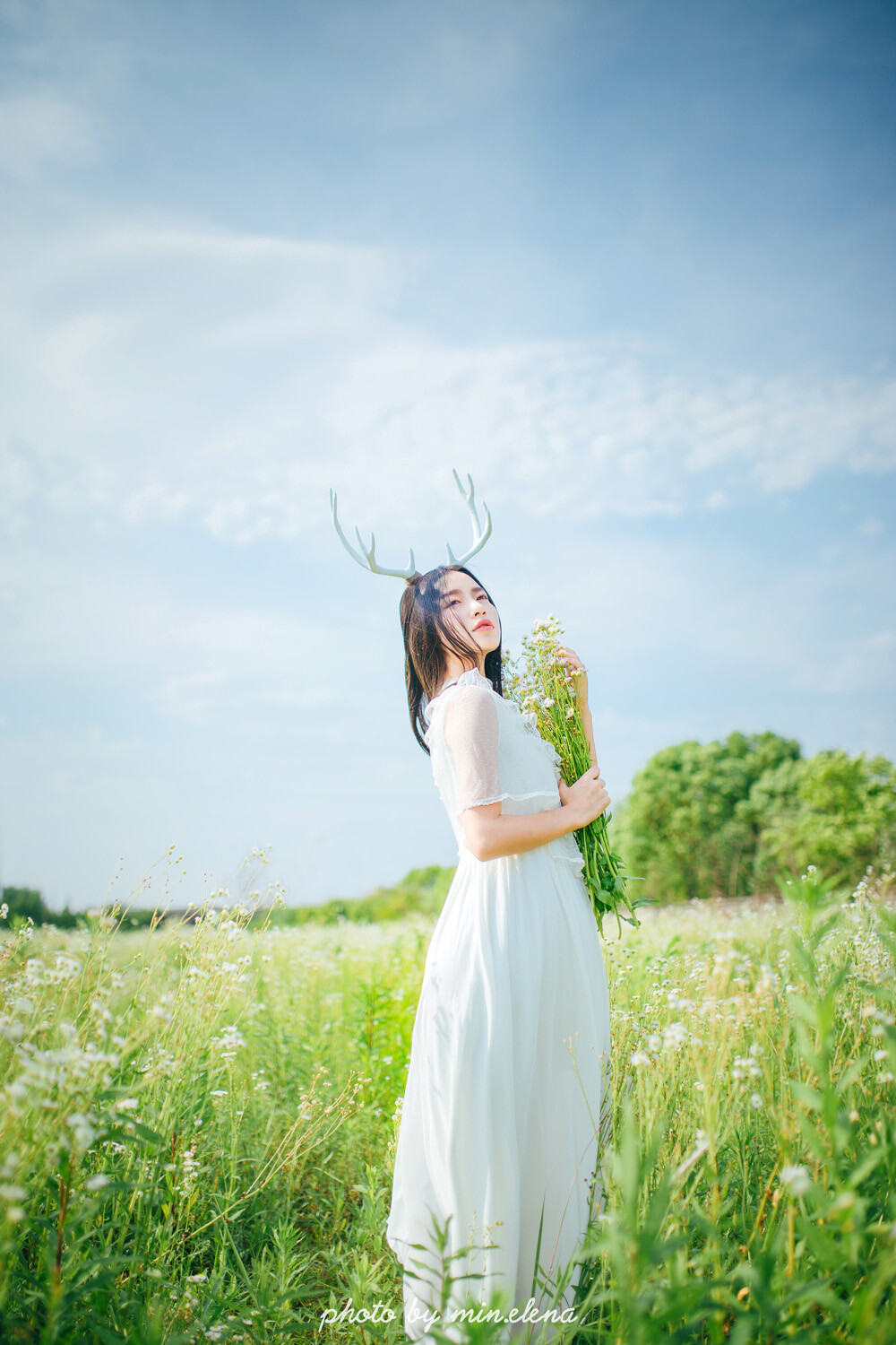 摄影&amp;amp;后期：敏.elena 出镜：小狐仙儿 等待不是为了你能回来，而是为了找个理由不离开……