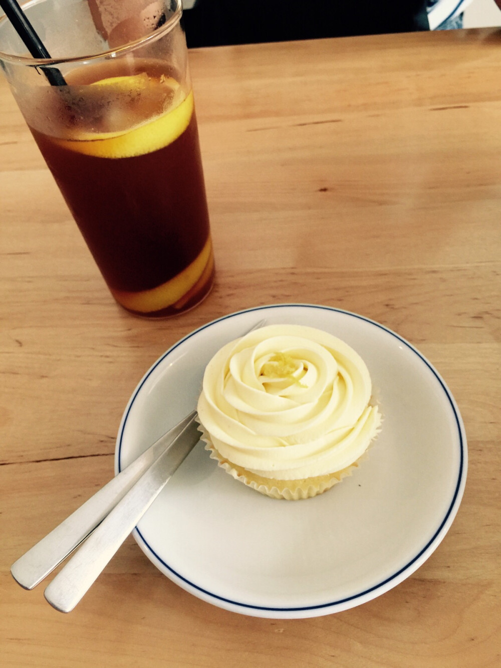 一人一口中午茶