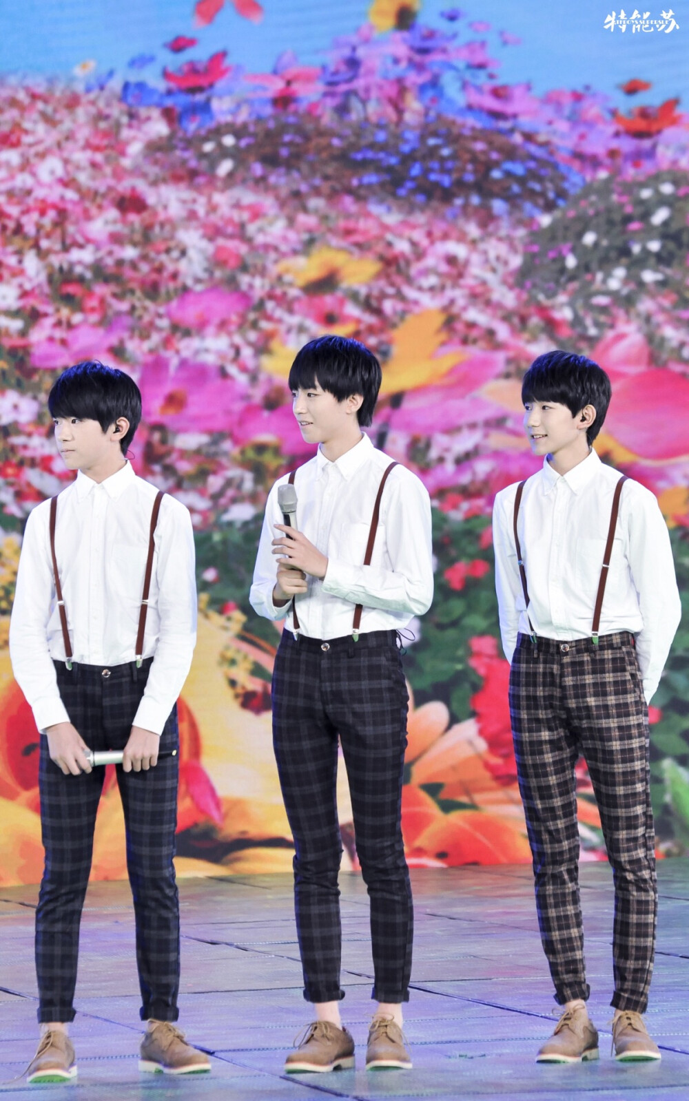 TFBOYS 150528央视六一晚会录制【BY特能苏】