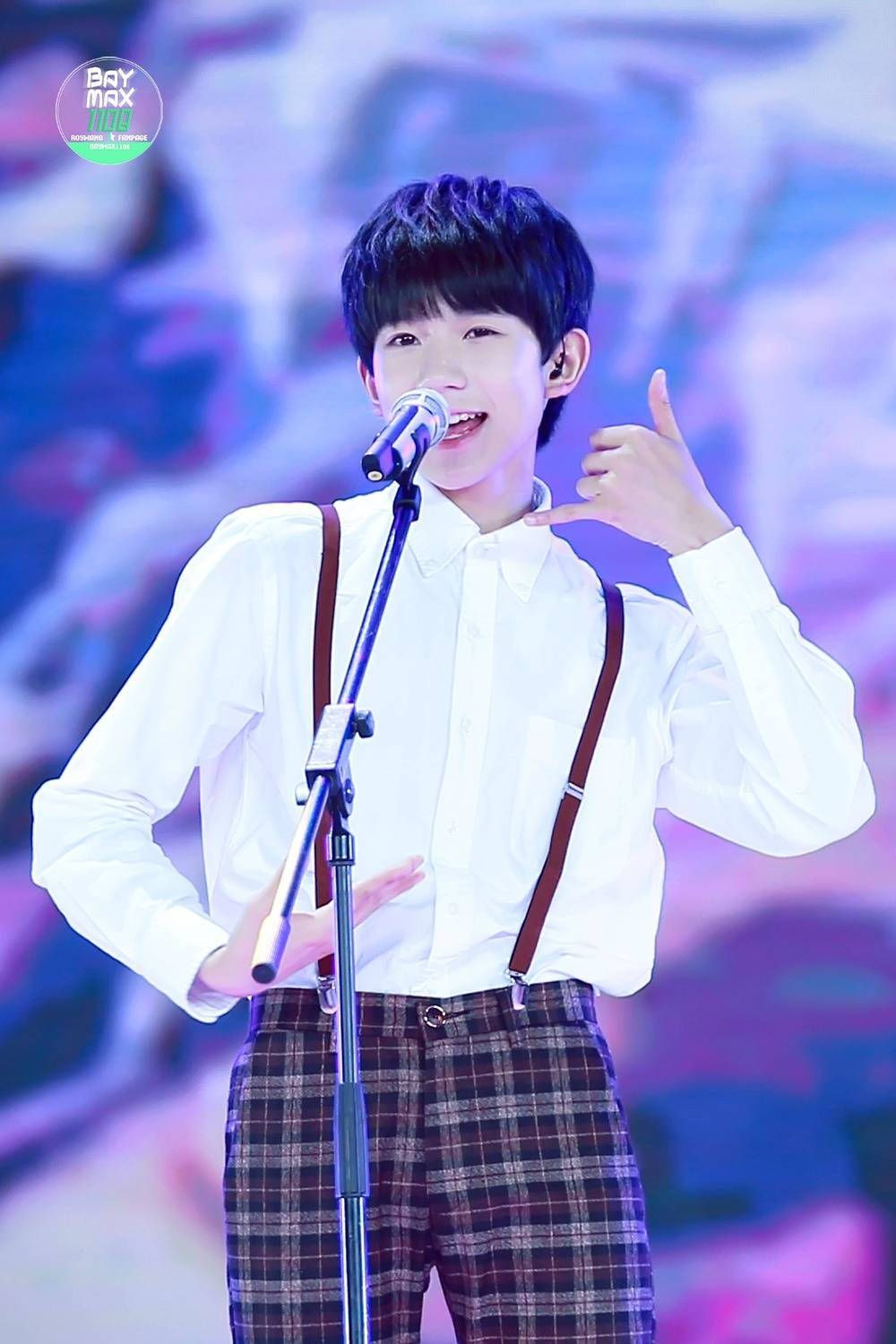 #TFBOYS王源# (๑• . •๑)