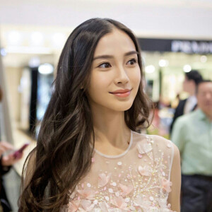 Angelababy 杨颖 头像